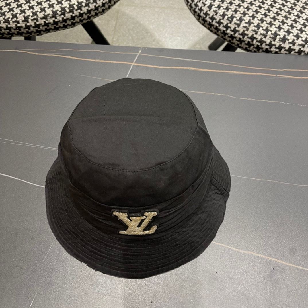 Louis Vuitton Caps